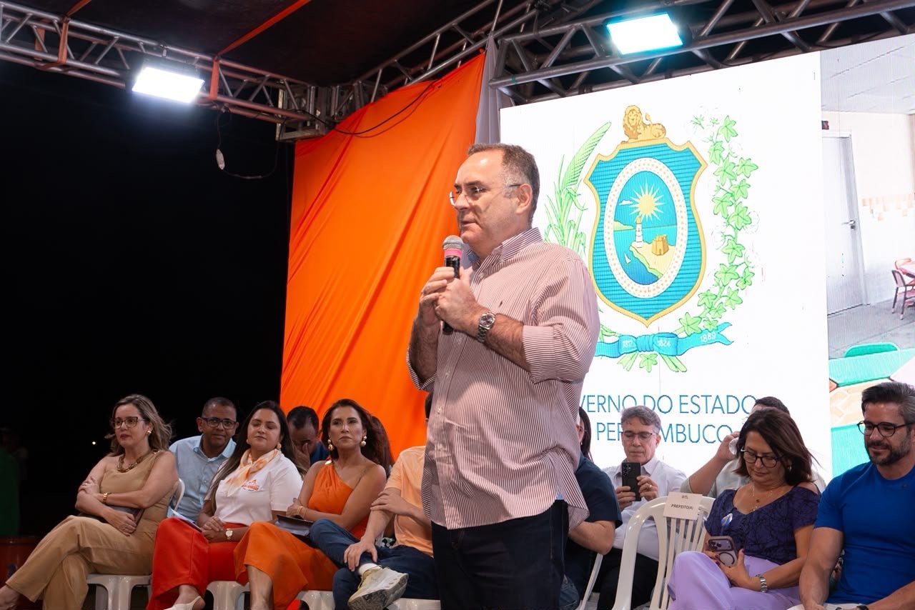 Zeca inaugura em Arcoverde creche na Cohab II com investimento de R$ 4,8 milhões de Raquel Lyra