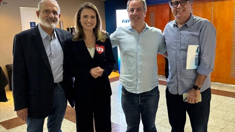 Marcello Maranhão acompanha sabatina de Marília Arraes na FIEPE