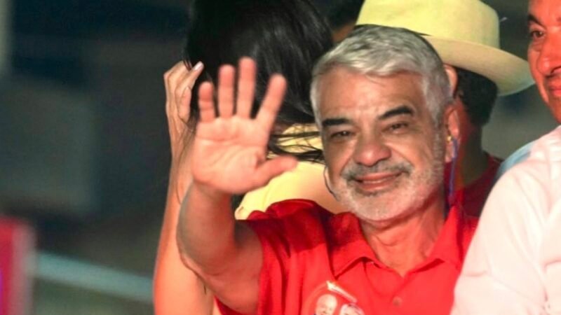 Humberto participa de carreata ao lado de João Campos e Marília e debate propostas para Petrolina