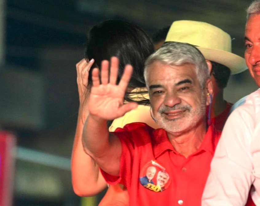 Humberto participa de carreata ao lado de João Campos e Marília e debate propostas para Petrolina