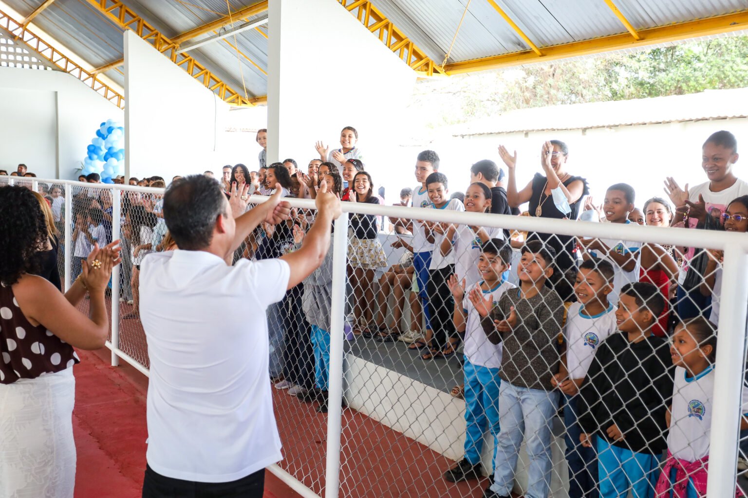 Há mais de 10 anos sem reforma, quadra da Escola Haydée Fonseca é requalificada pela Prefeitura de Juazeiro
