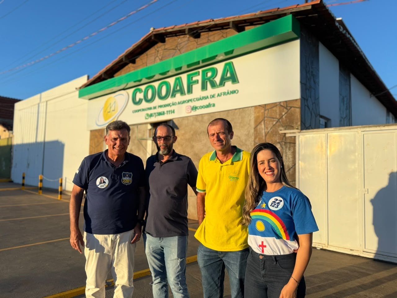 Lara e Coronel Meira visitam comércio e Cooperativa Agropecuária durante agenda em Afrânio