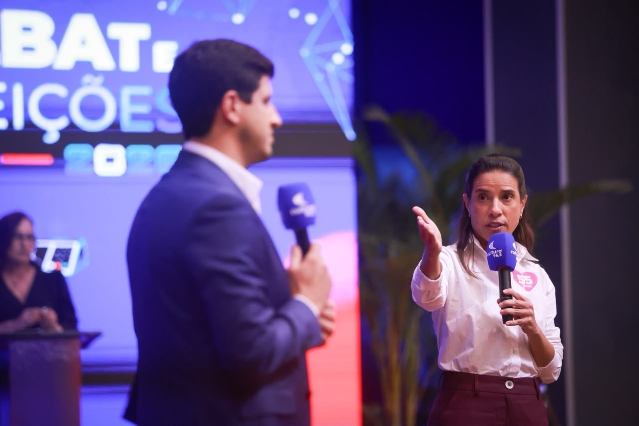 Raquel Lyra cobra João Campos por baixar os impostos das bets no Recife