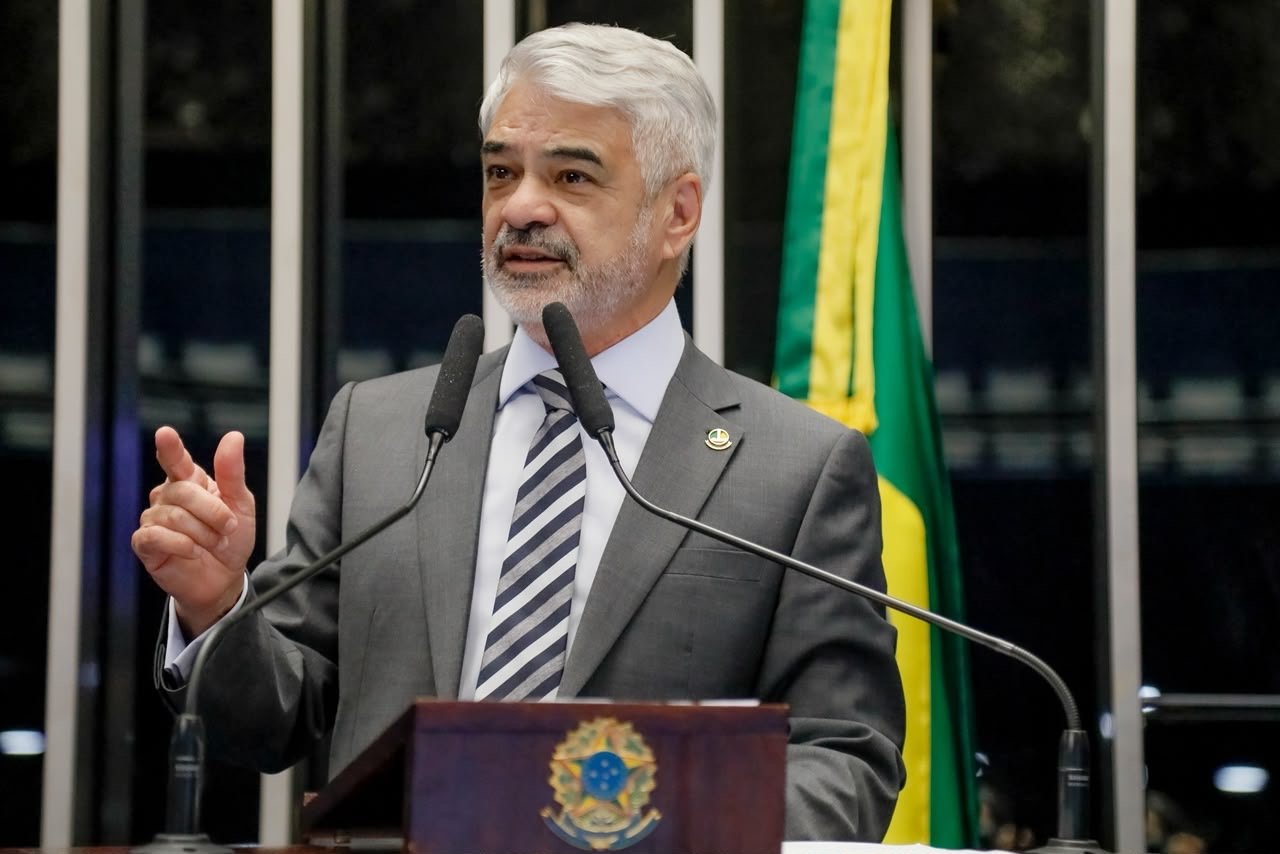 Vítima de ataques nas redes sociais, Humberto Costa ganha direito de resposta em perfil de apoiador de Bolsonaro