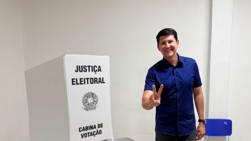 Simão Durando vota no segundo turno e defende novo ciclo de desenvolvimento para o Brasil