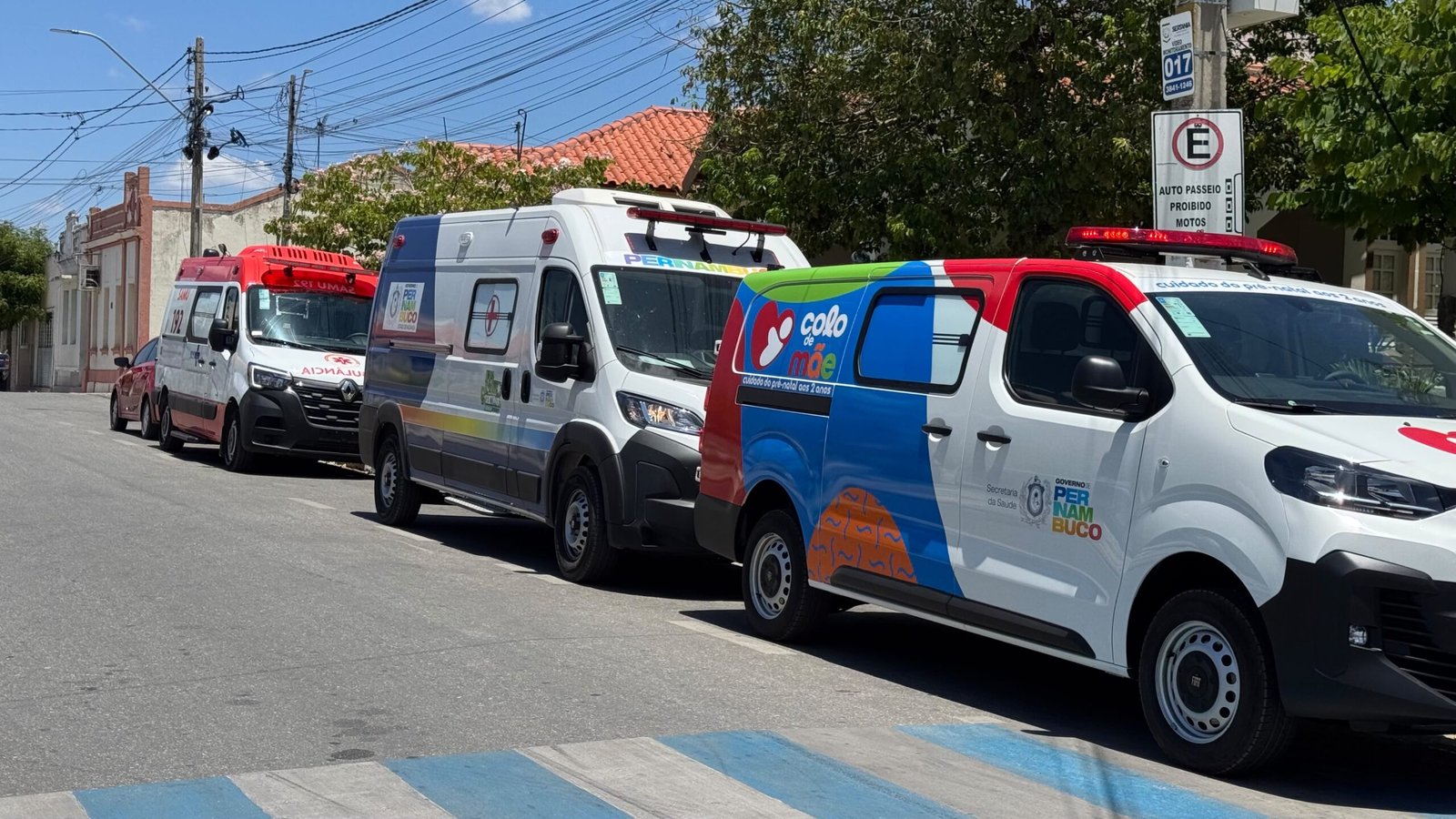 Sertânia recebe três novas ambulâncias para reforçar atendimento na rede municipal de saúde