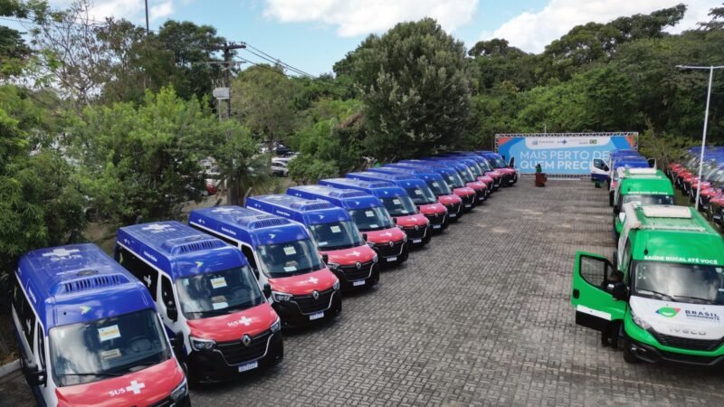 Municípios baianos são contemplados com 37 vans e duas unidades odontológicas móveis para ampliar acesso ao SUS no Estado