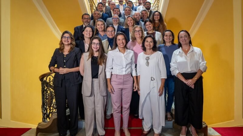 Governadora Raquel Lyra comanda primeira reunião de planejamento com os secretários de Estado após a reeleição