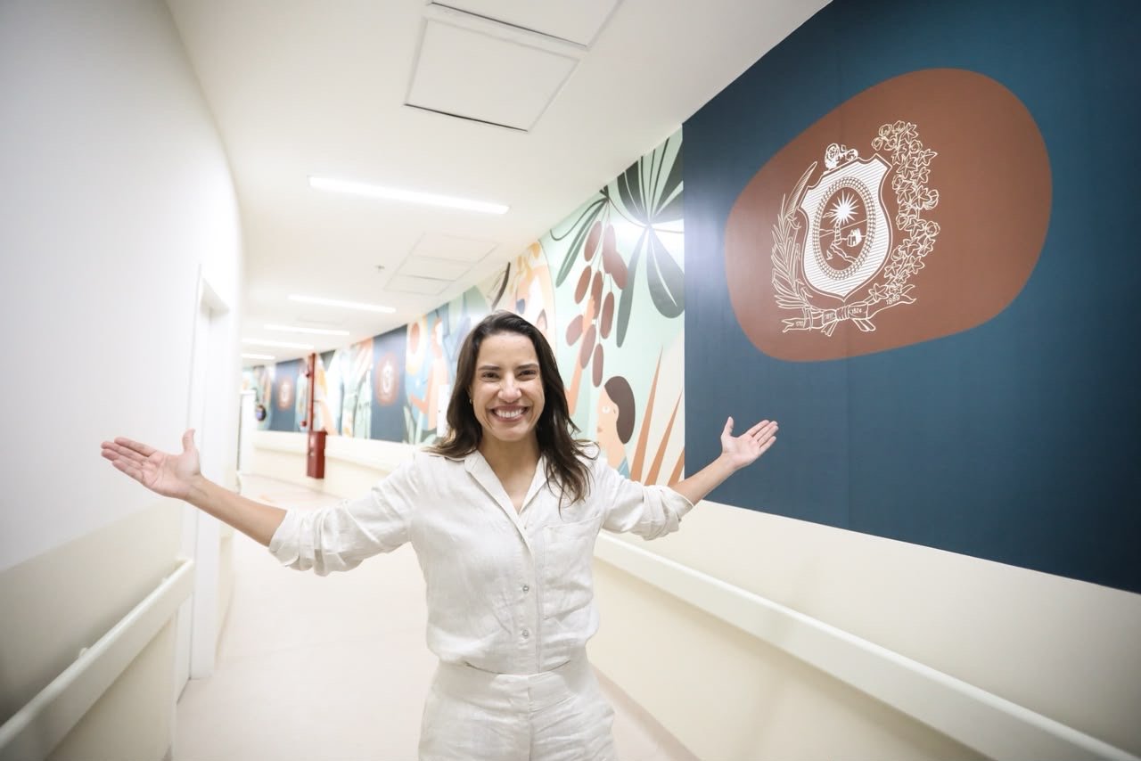 Governadora Raquel Lyra visita obras entregues no Hospital da Restauração e no Hospital Agamenon Magalhães