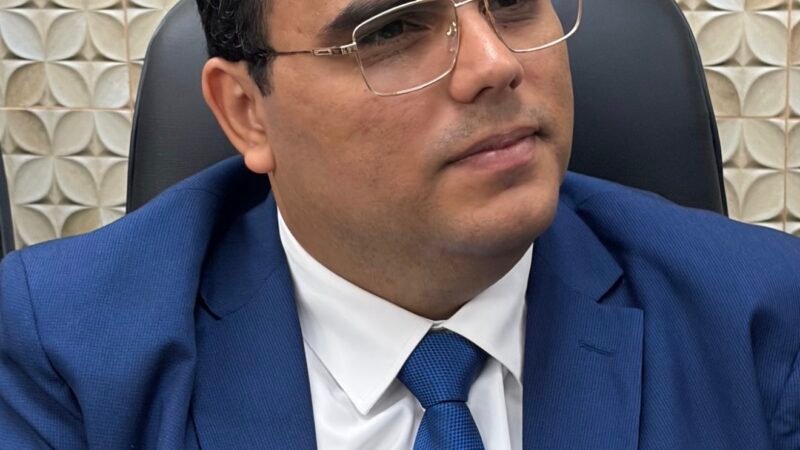 Max Saturno é eleito por unanimidade presidente da Câmara de Vereadores de Xexéu