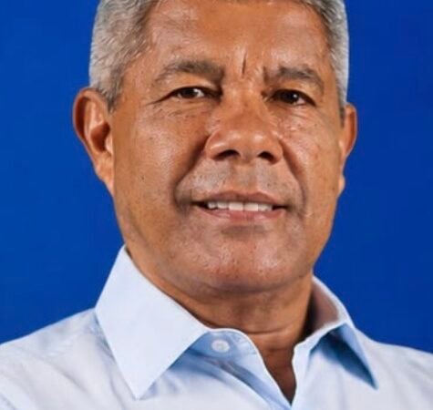 Governador Jerônimo Rodrigues anuncia obras de urbanização durante visita ao VLT nesta segunda (12)