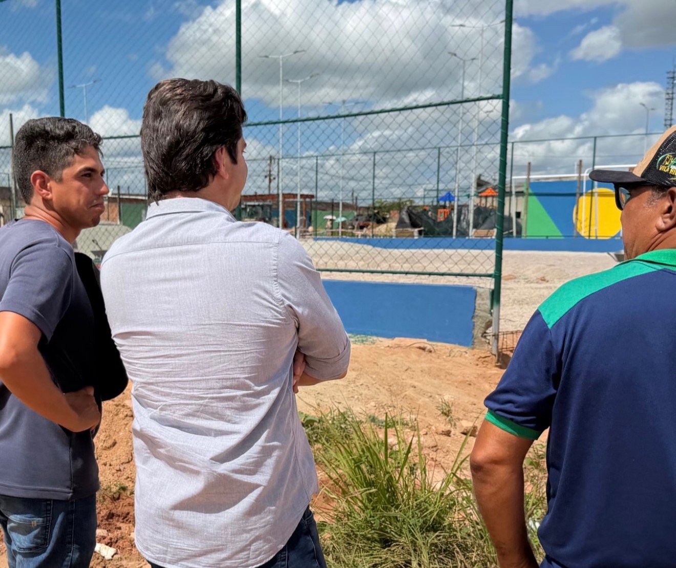 Xexéu: Prefeito Thiago de Miel visita obras avançadas do Complexo Esportivo