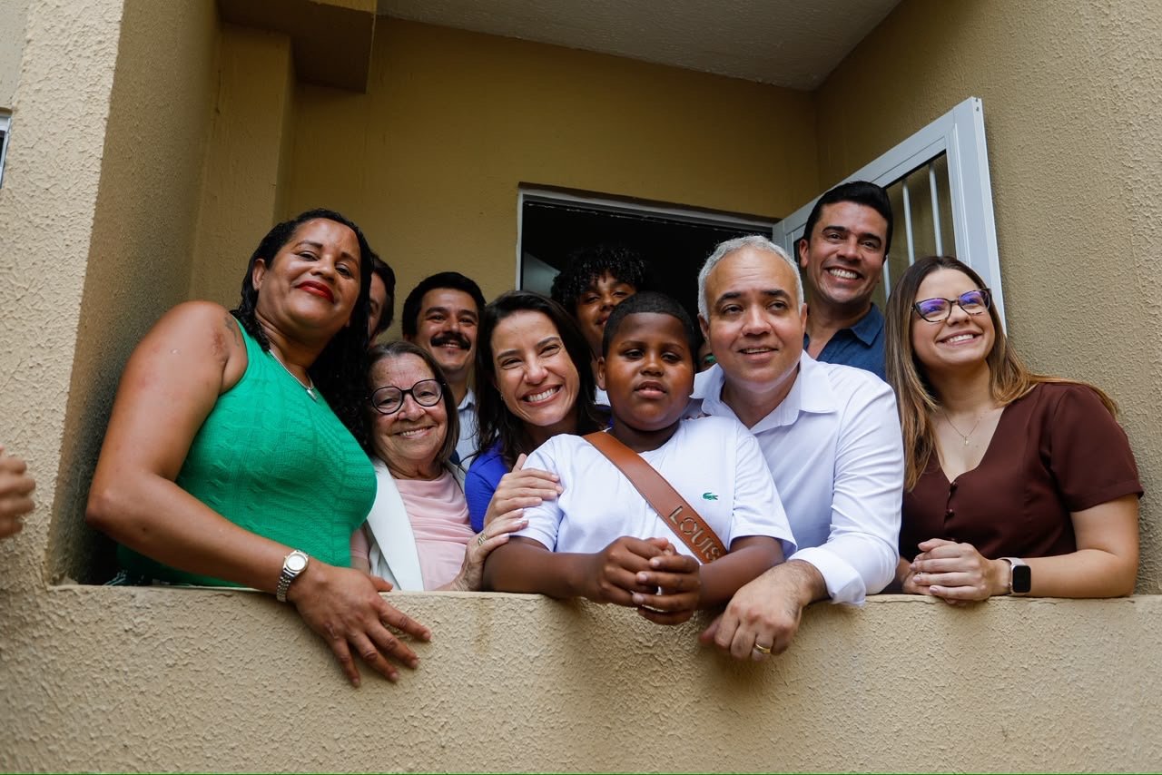 Em Caruaru, governadora Raquel Lyra entrega 480 apartamentos dos residenciais Novo Baraúna Sul 1 e 2 em parceria com o Governo Federal